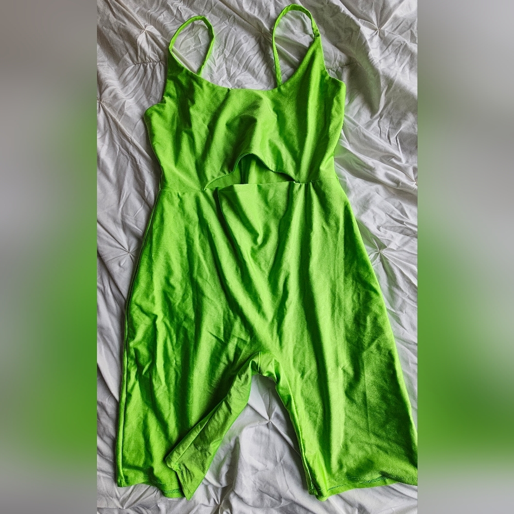 Neon green Fashion Nova Short Romper Size 1x
